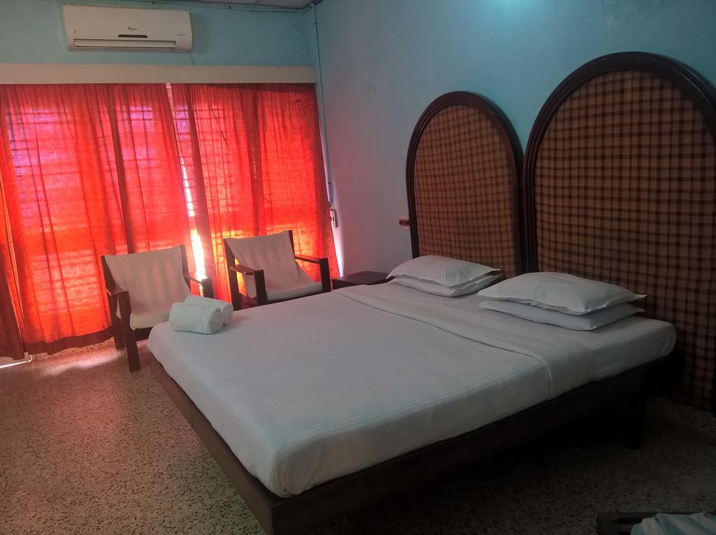Hotel Seaweed Kovalam Esterno foto