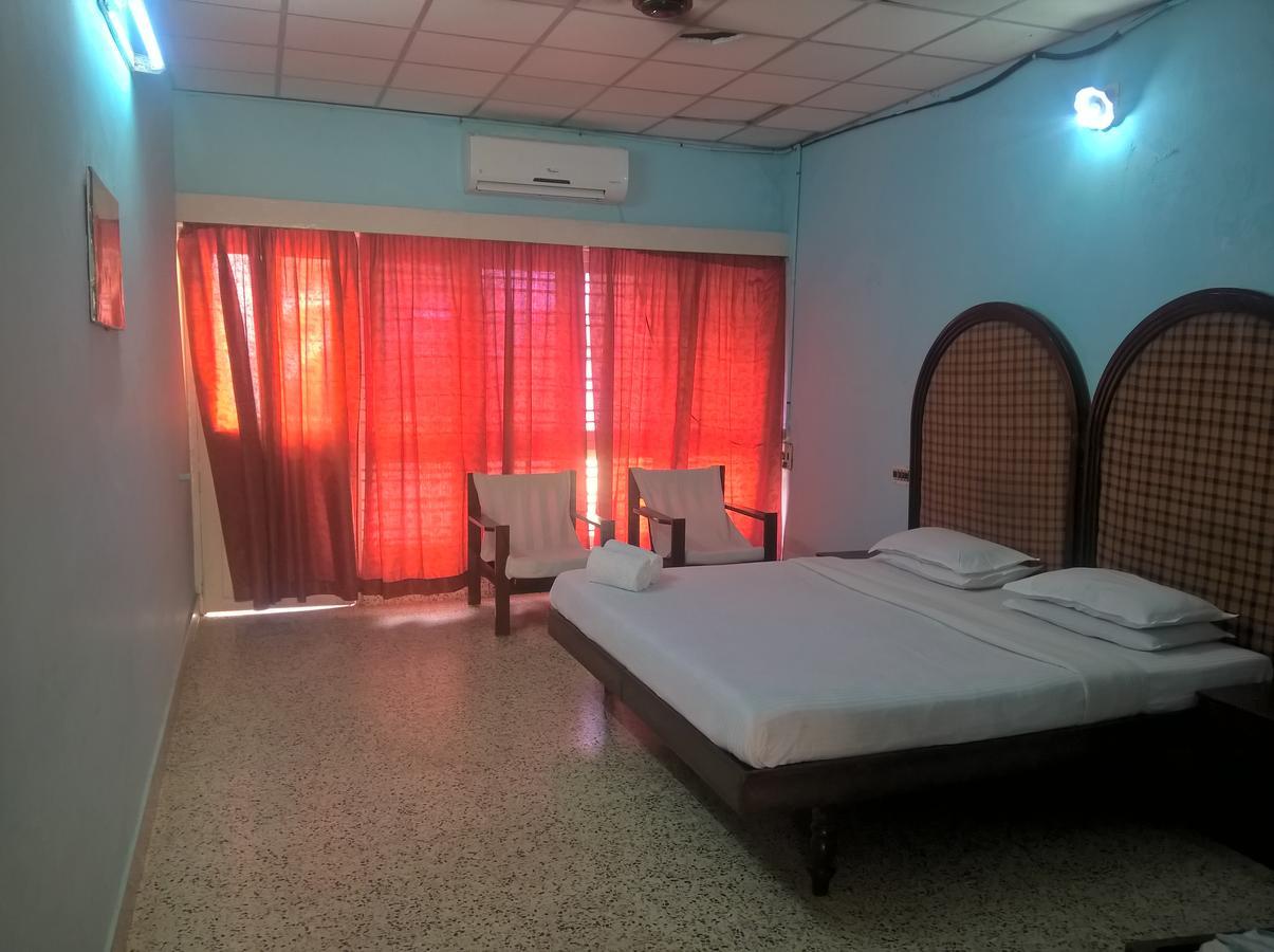 Hotel Seaweed Kovalam Esterno foto